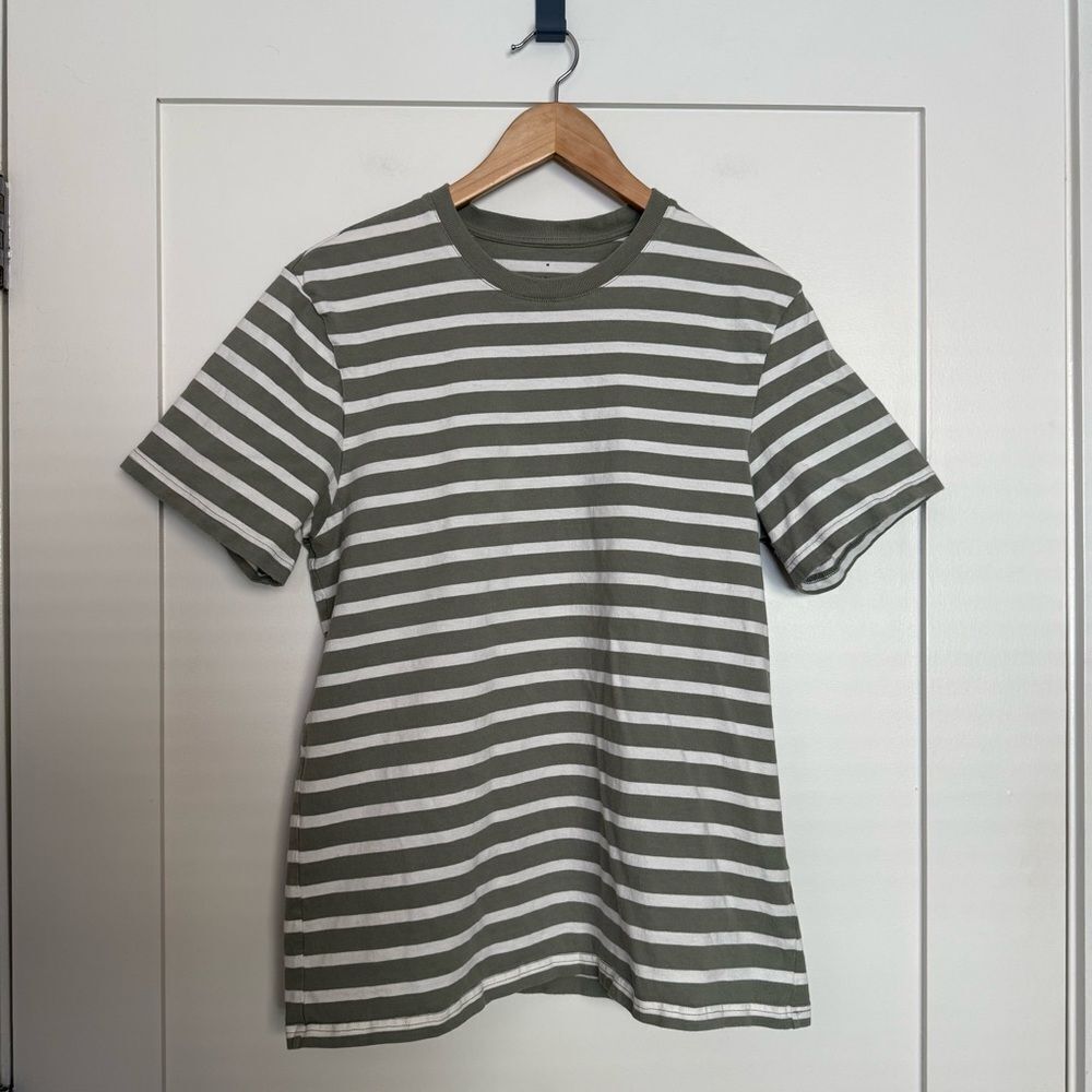 Everlane Tee T-Shirt Mens Sz M Green Striped Short Sleeve Organic Cotton Casual - Picture 1 of 9